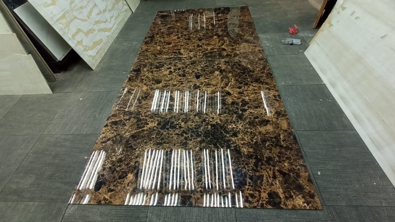 Gạch lát nền 900x1800 cho biệt thự sang trọng tại Quận 1